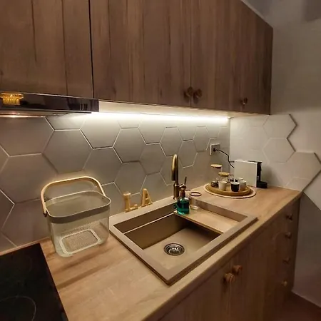 L A Boutique With Private Hot Tub * Καλαθάς