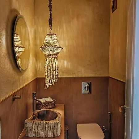 L A Boutique With Private Hot Tub Διαμέρισμα *