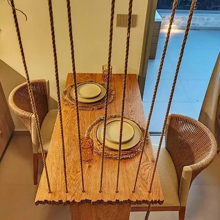 L A Boutique With Private Hot Tub