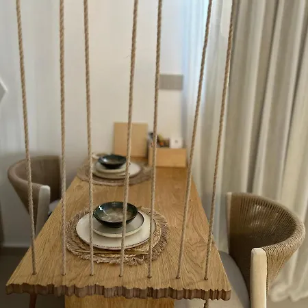 L A Boutique With Private Hot Tub Διαμέρισμα *