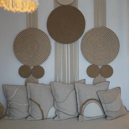 L A Boutique With Private Hot Tub Καλαθάς